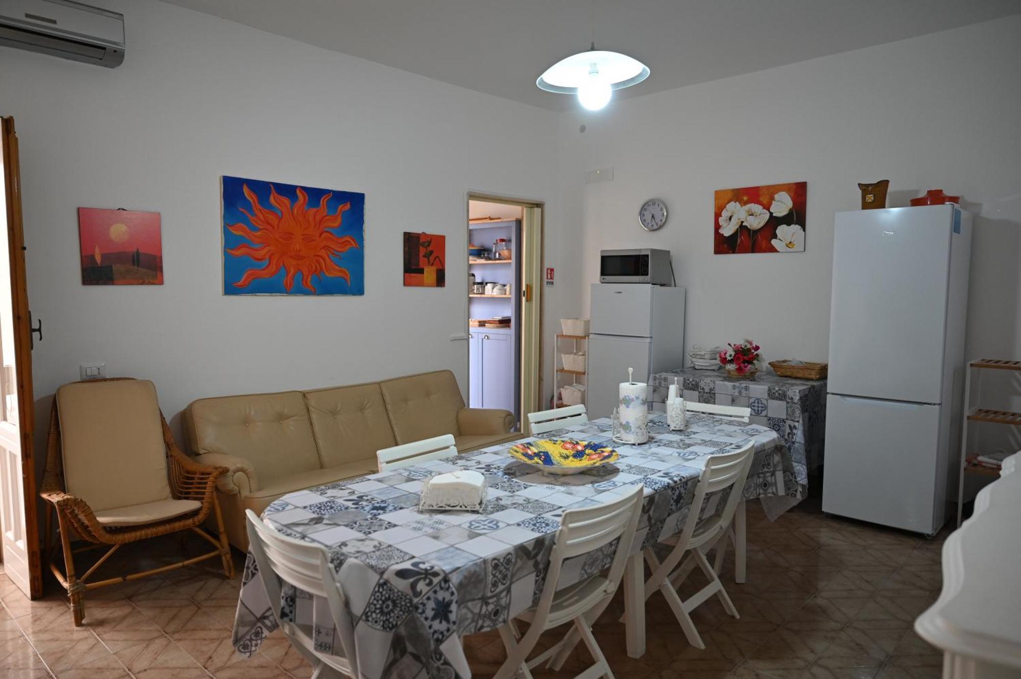 Casa Vacanze Sonia Torre Lapillo Exterior foto